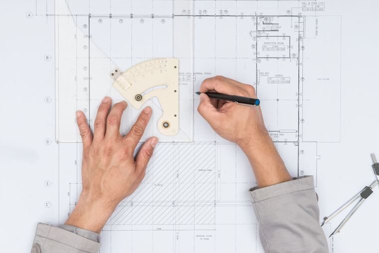 Preliminary analysis and control of project documentation